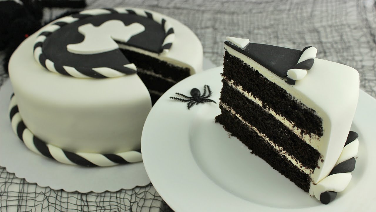 Black Velvet Cake Halloween Woche #1