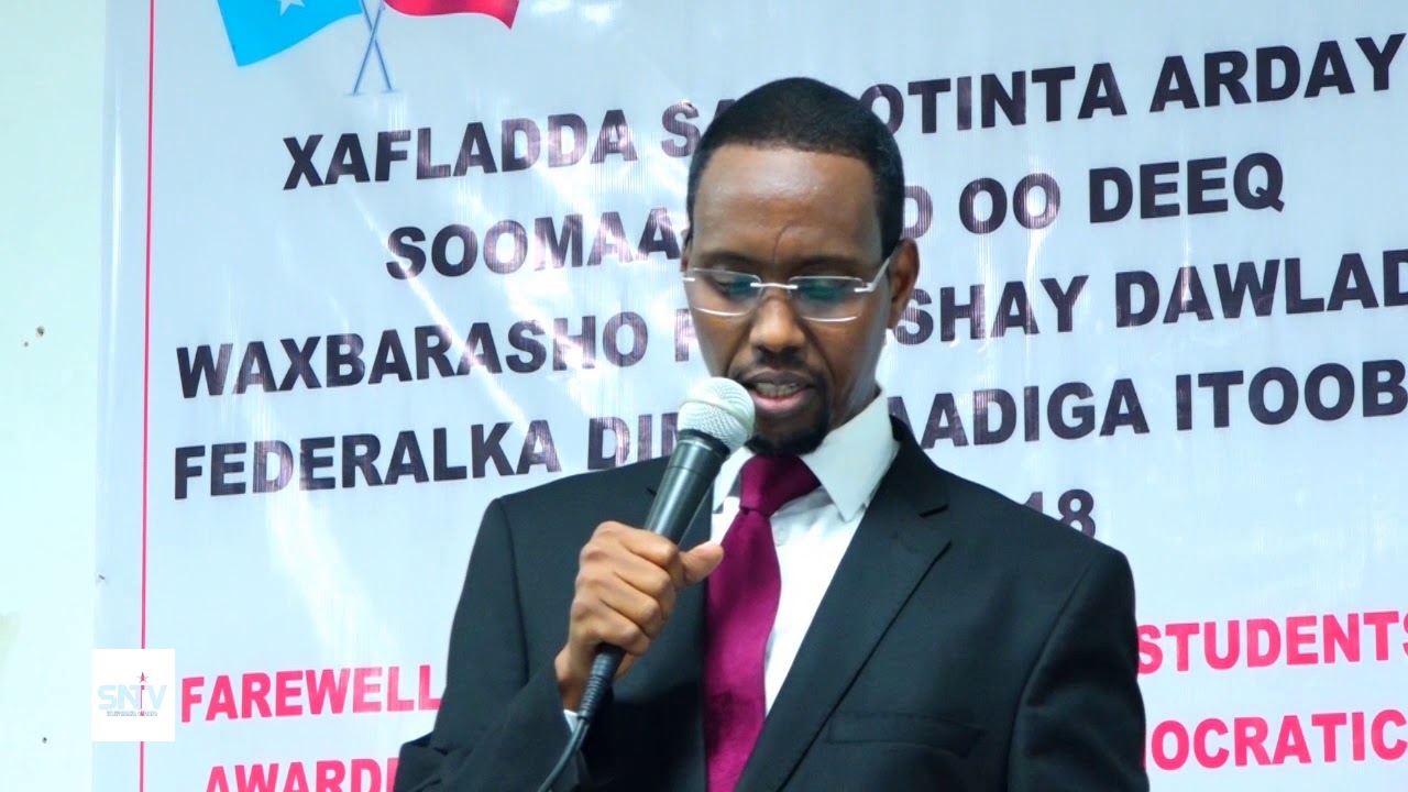 WASAARADDA WAXBARASHADA DAWLADDA SOOMAALIYA OO SAGOOTISAY ARDAY DEEQ WAXBARASHO KA HELAY DALAK ETHIO
