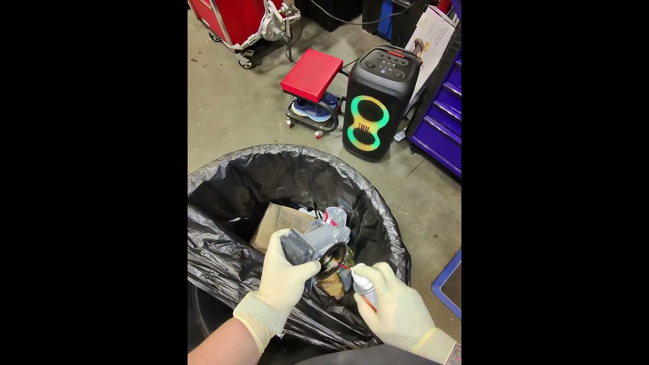 Mechanic ASMR. Spark plugs on a Kia Telluride. 