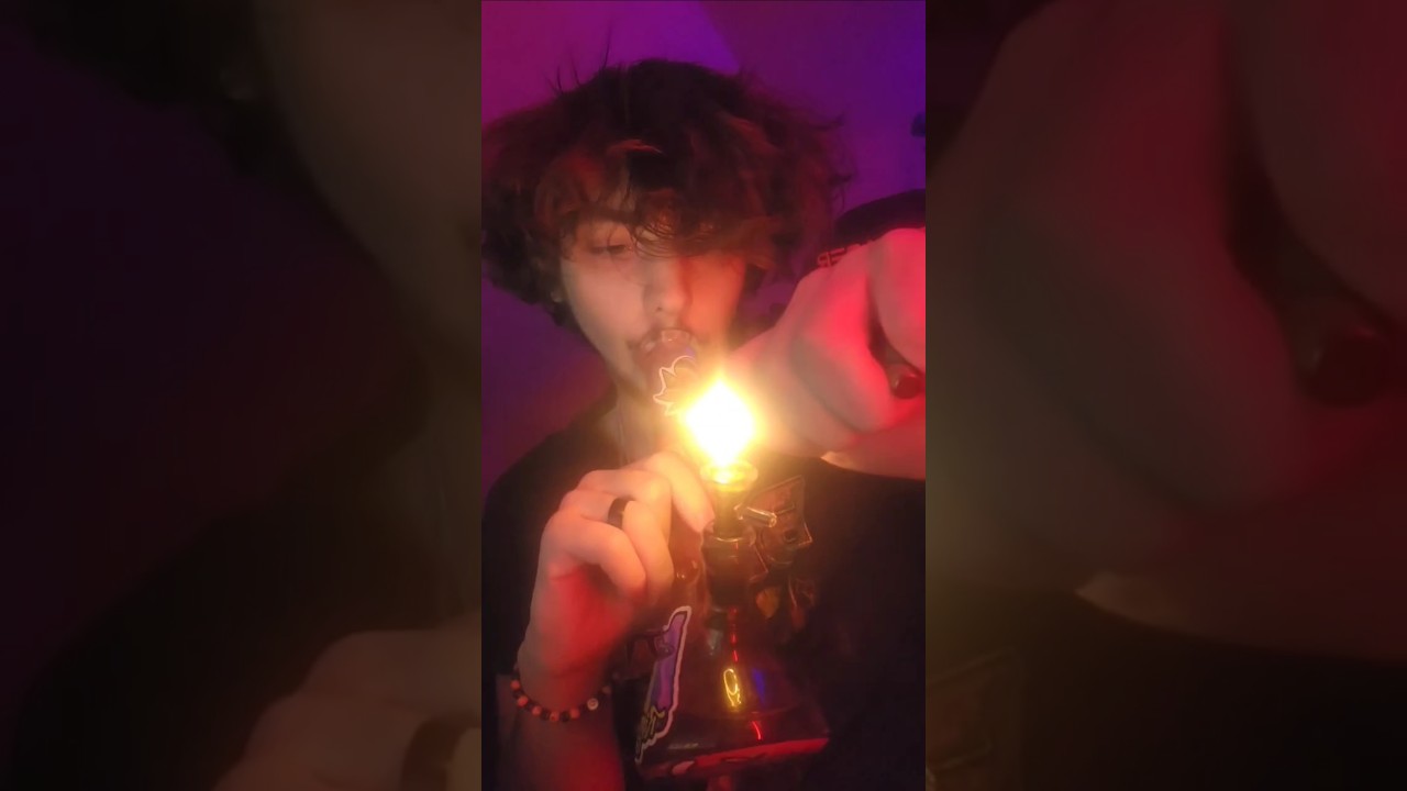 half gram bong rip🤒