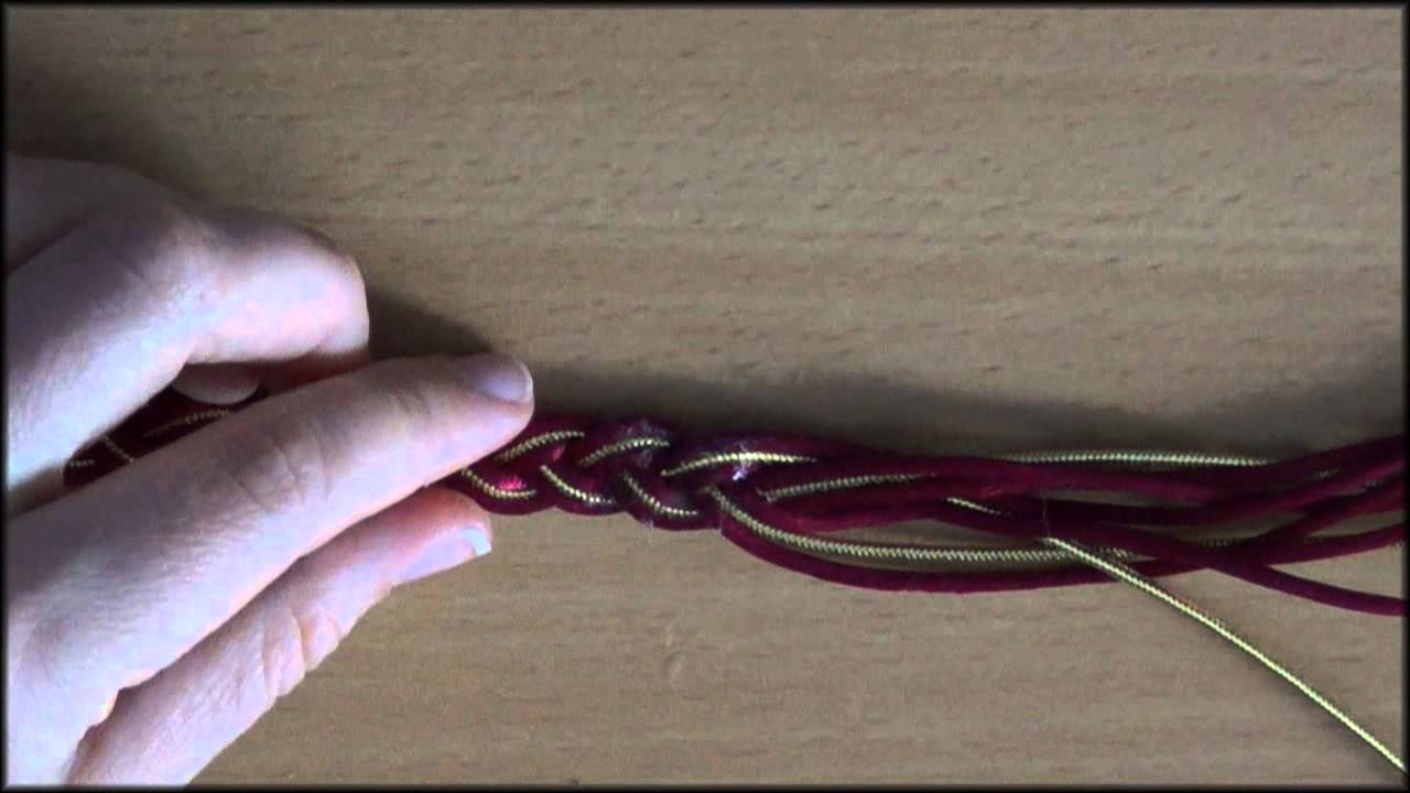 Le bracelet tressé