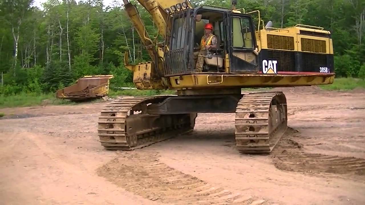 Caterpillar Track Excavator (2001)
