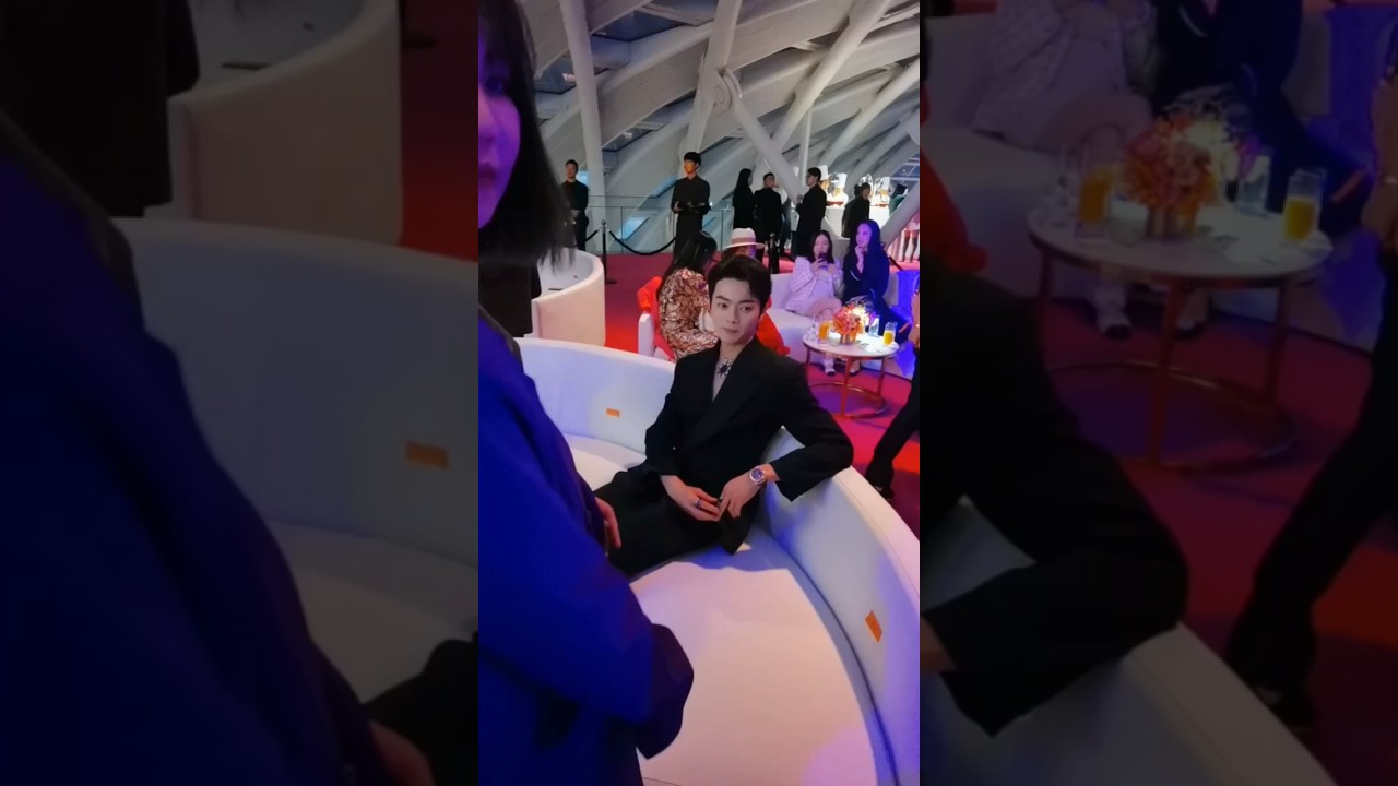 Xukai and Guli Nazha ❤️ BVLGARY star shine celebration #许凯 #hứakhải #シューカイ #쉬카이 #shorts #shortsfeed