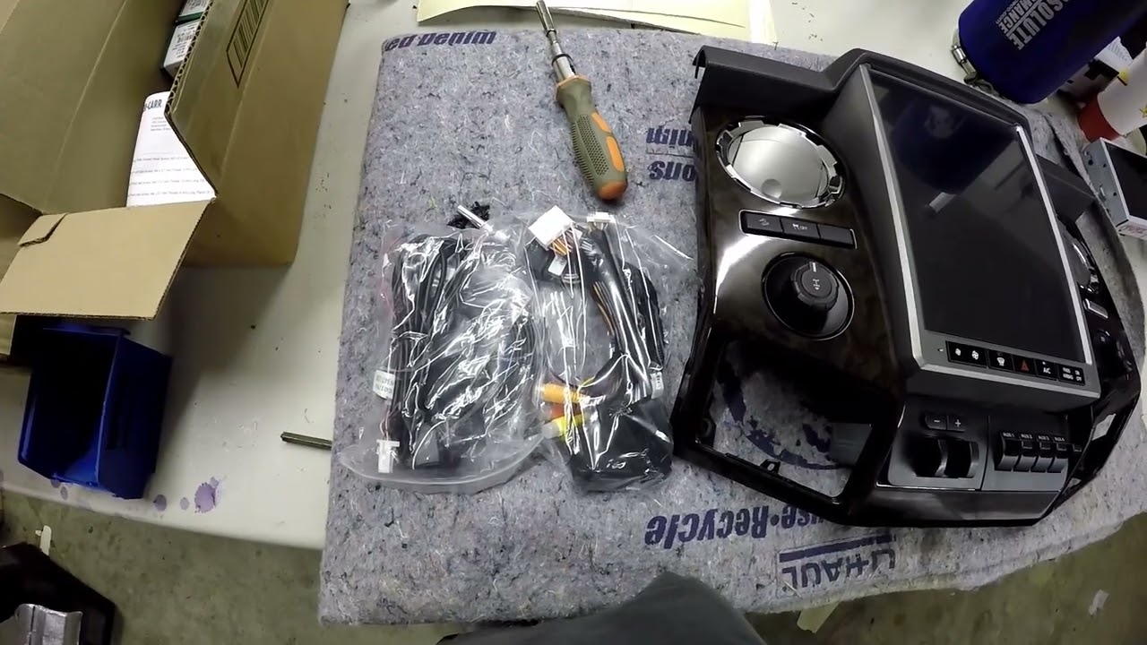 T Style Radio in 2016 F350
