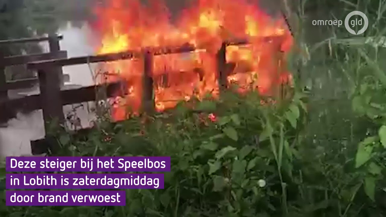 Steiger voor gehandicapte vissers in Lobith vliegt in brand