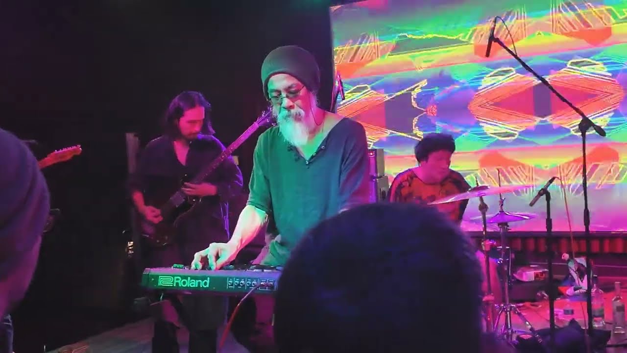 Acid Mothers Temple 10/14/24 Louisville, KY @ Portal (visuals by Mimic Visuals)