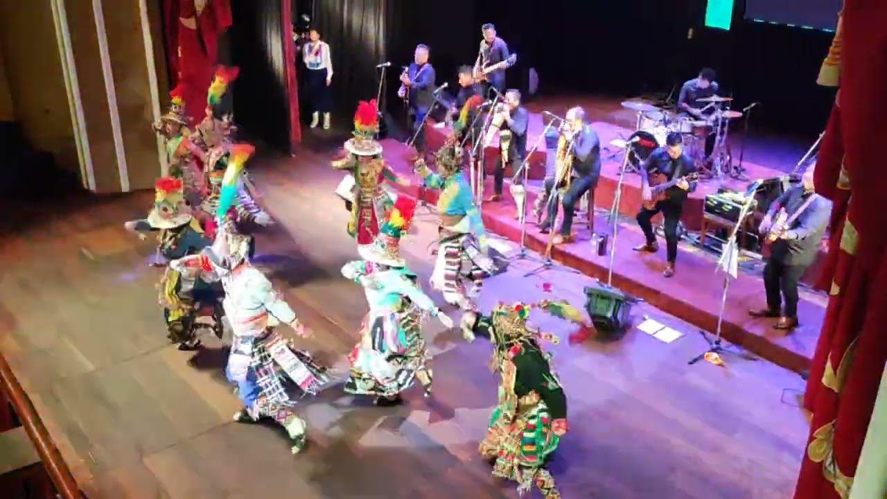 No te dejes corazón - Bonanza Bolivia Ballet Tinkus Puros