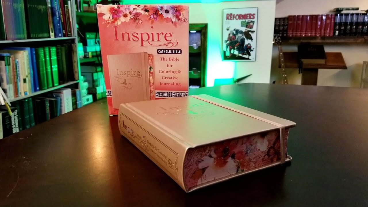 Tyndale NLT Inspire Catholic Bible (в твёрдом переплёте с ремешком) — Обзор