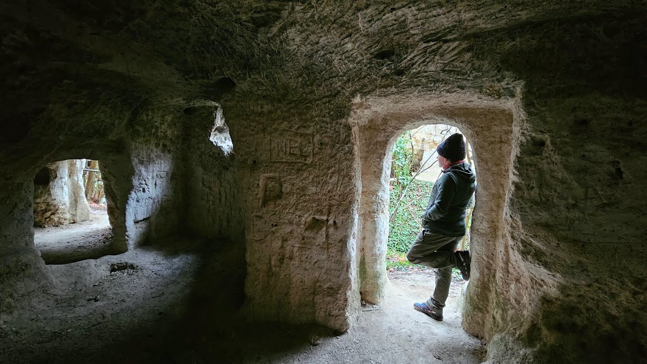 Cueva de los Portugueses o del Pontarrón 