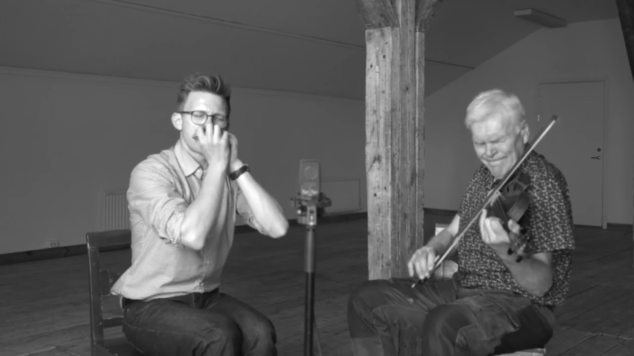 Mats Berglund & Anders Lillebo / Reinlender etter Laurits Tangen