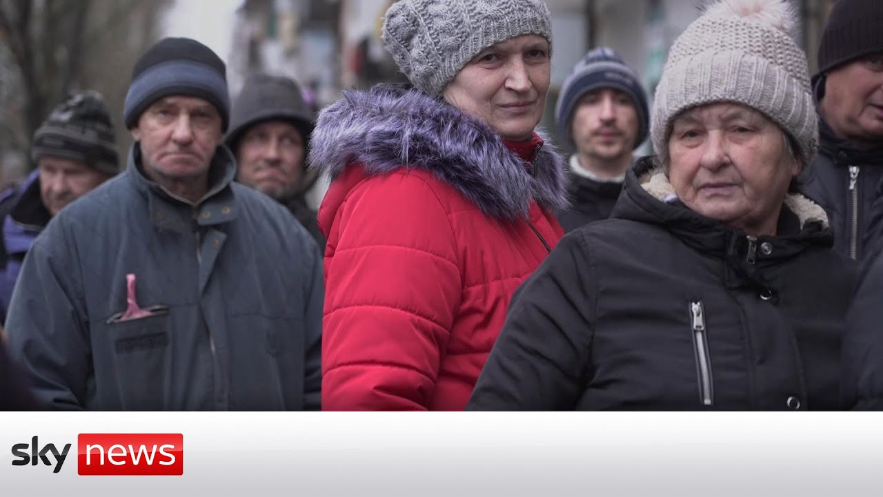 Ukraine war: Liberation turns to desperation in Kherson