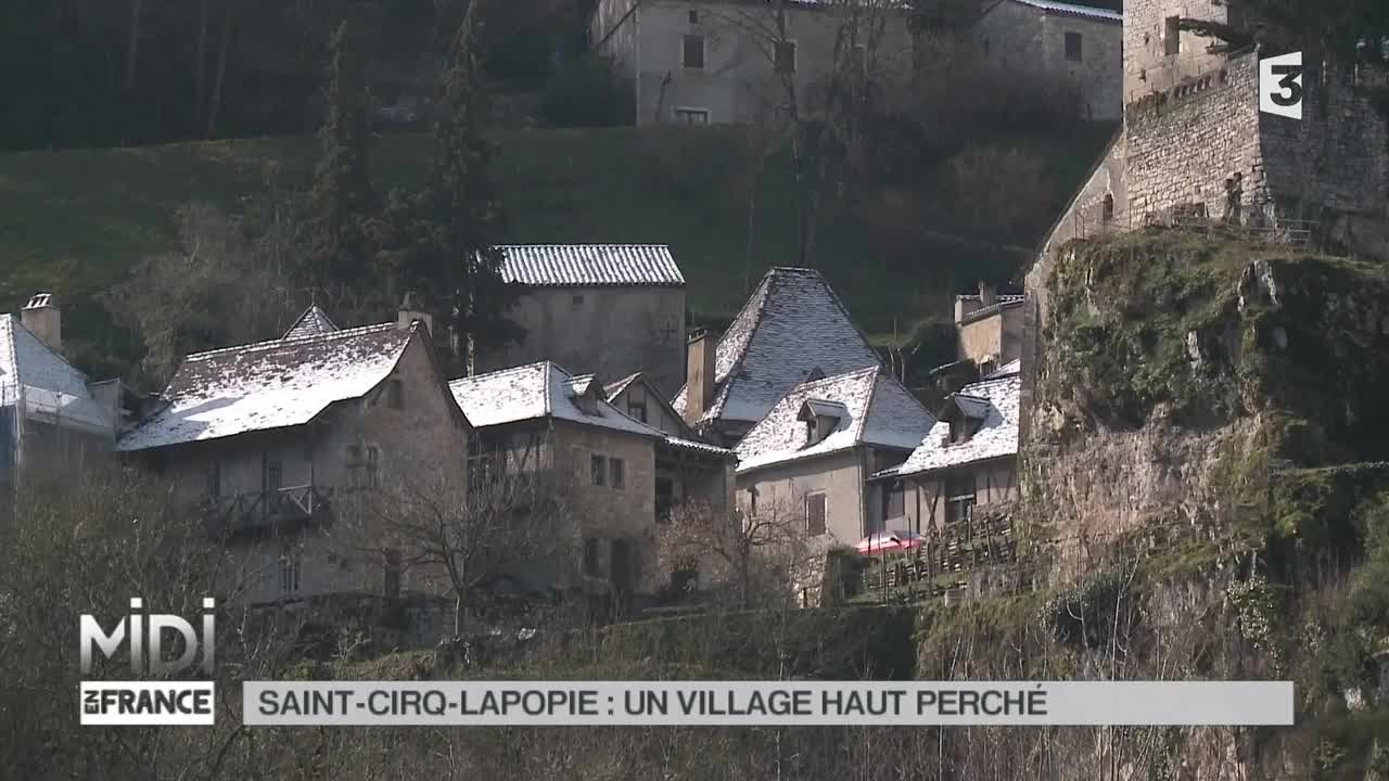 SUIVEZ LE GUIDE : Saint-Cirq-Lapopie, un village haut perché