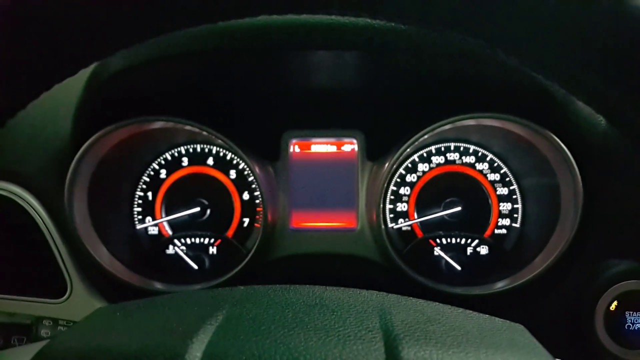 Como habilitar partida remota, DRL e SRT no Fiat Freemont ou Dodge Journey