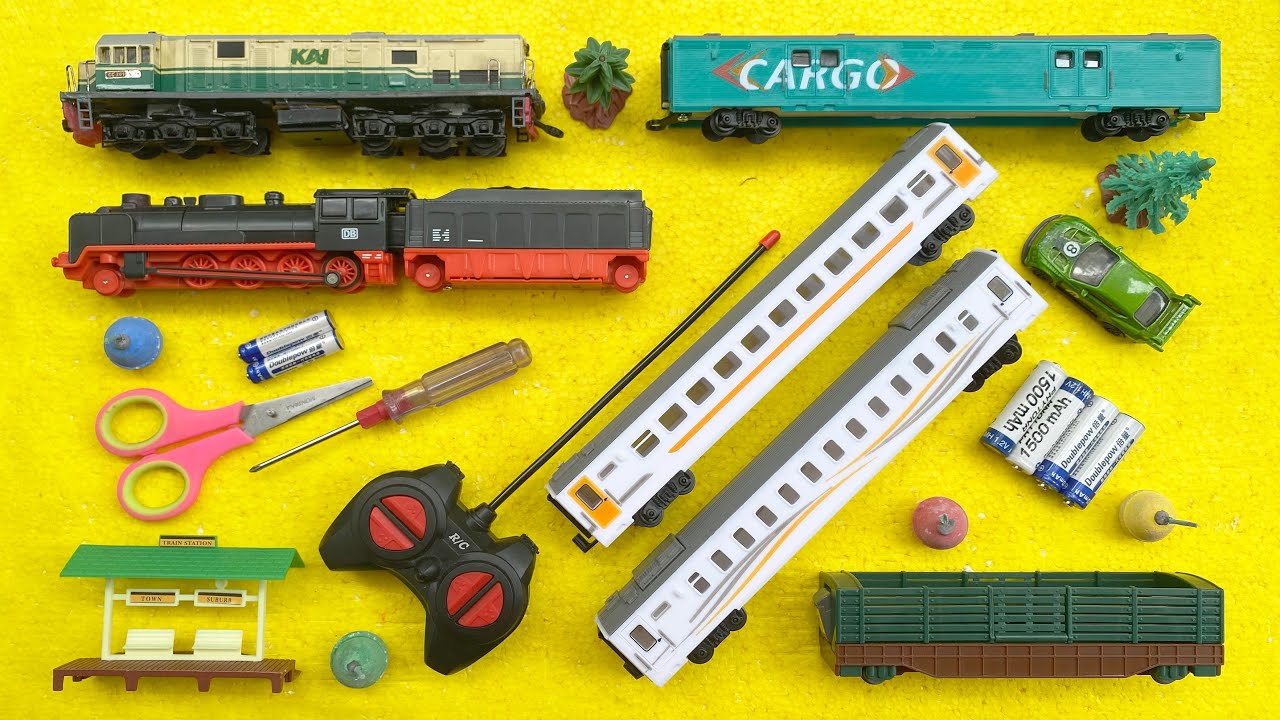 Unboxing Dan Merakit Mainan Kereta Api CC201 Vintage, Kereta Uap Classic, Gerbong Barang -Train Toys