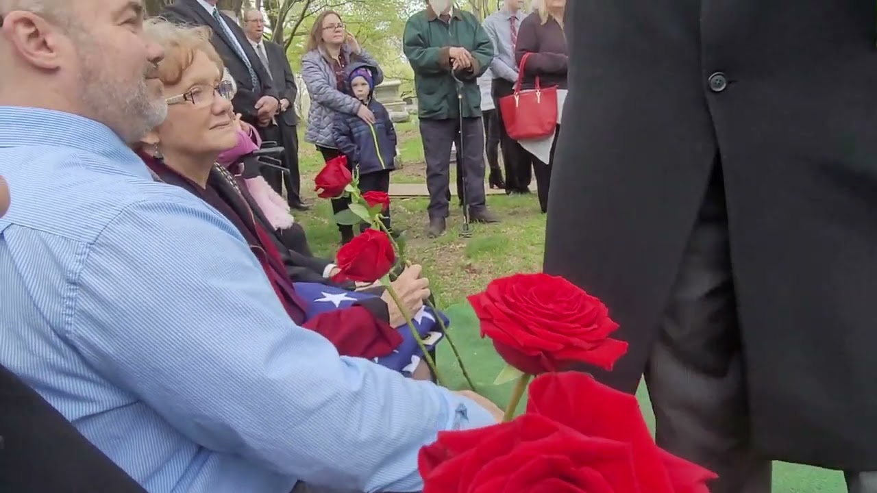 Guy M Fraley Funeral Service at Naperville Cemetery 4.24.23