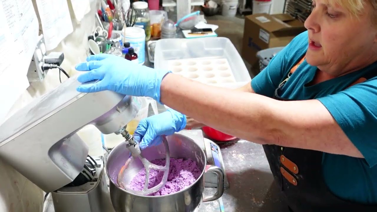 Perfect Bath Bombs for Desert Climates - Easy Recipe