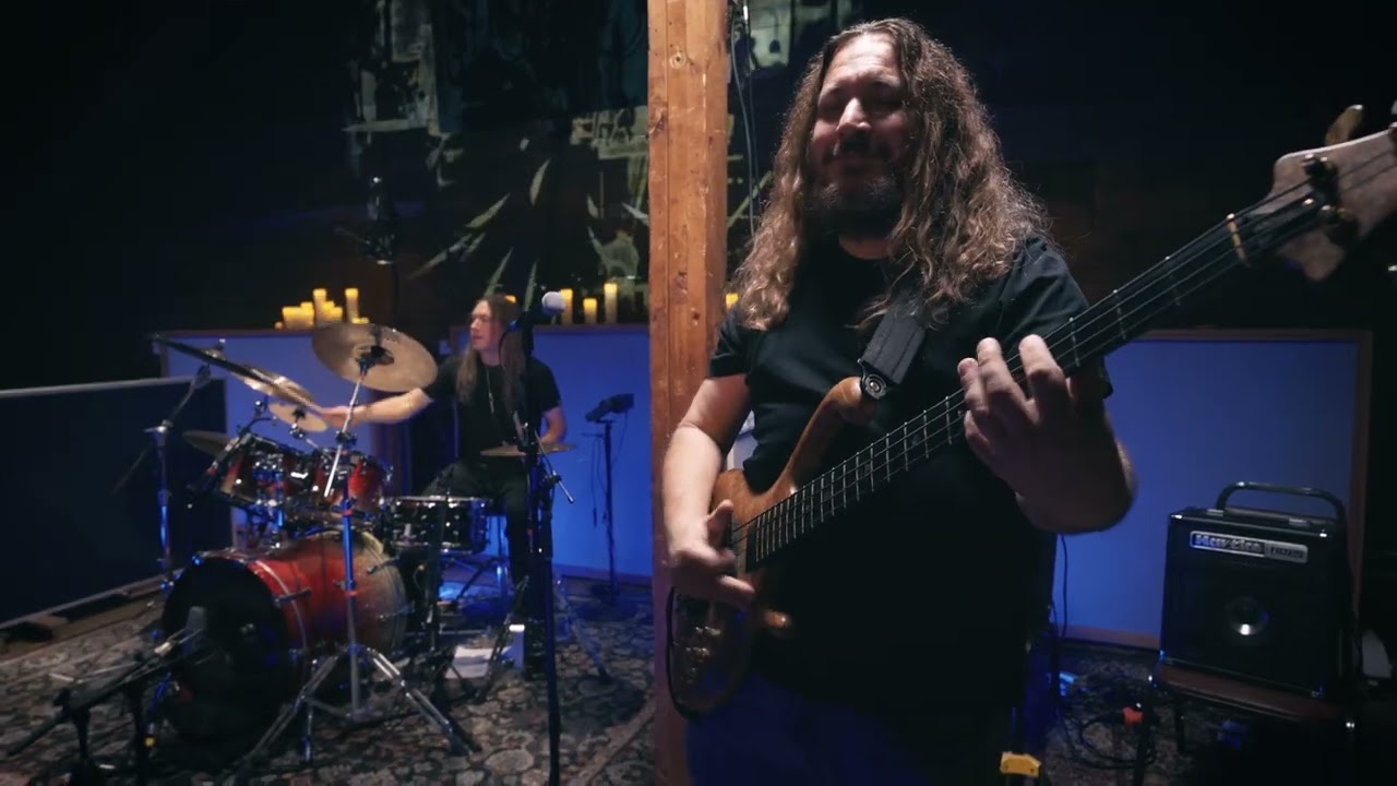 TRS LIVE: Amystera - 