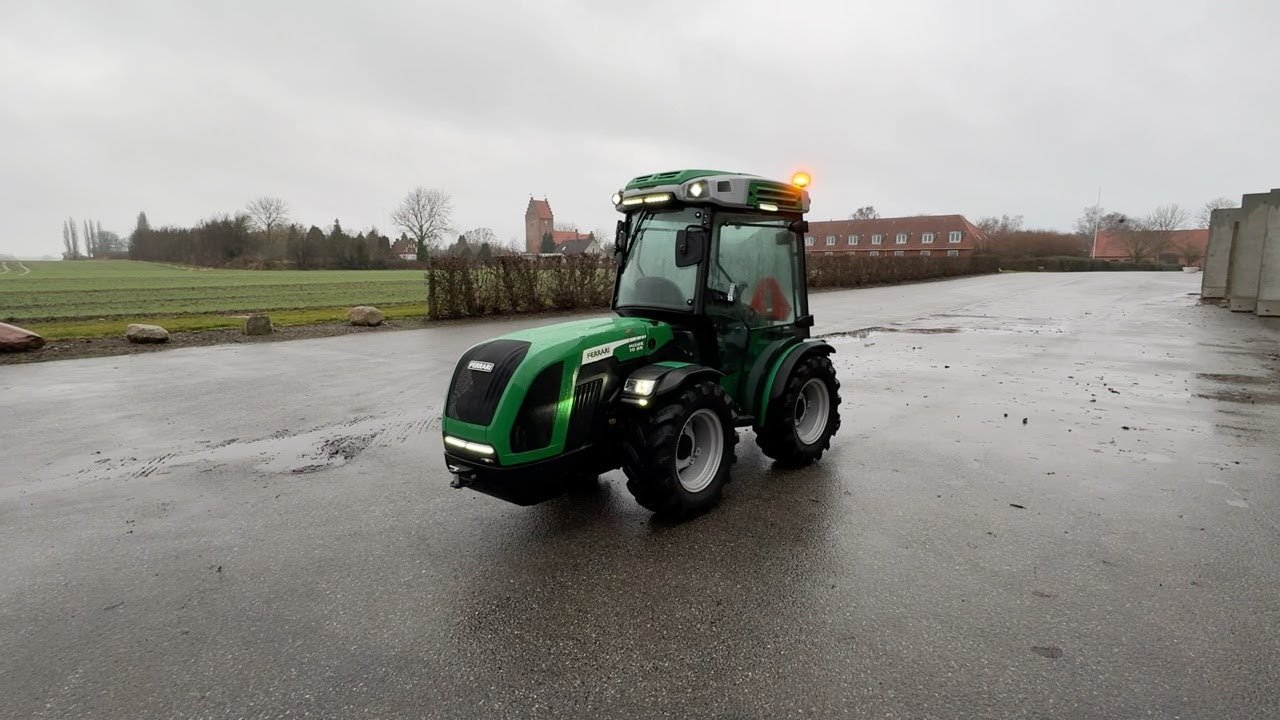 Køb Traktor Ferrari Mizar 70 ar på Klaravik