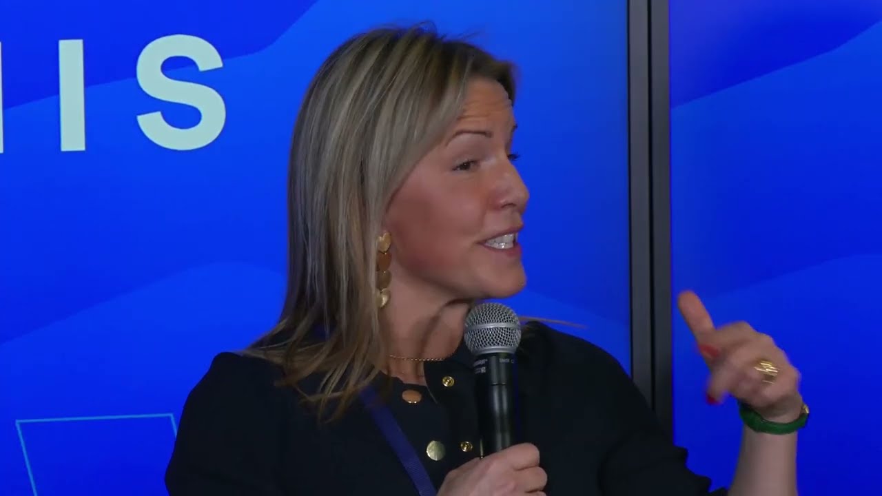 RUSSELL REYNOLDS: CLOSING THE CEO GAP