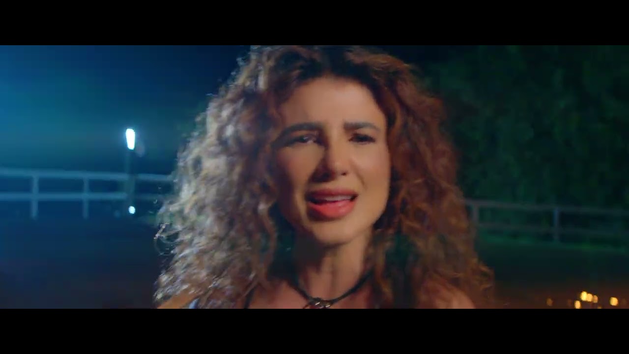 Paula Fernandes - Amar De Novo (Set Fire To The Rain) - Clipe Oficial
