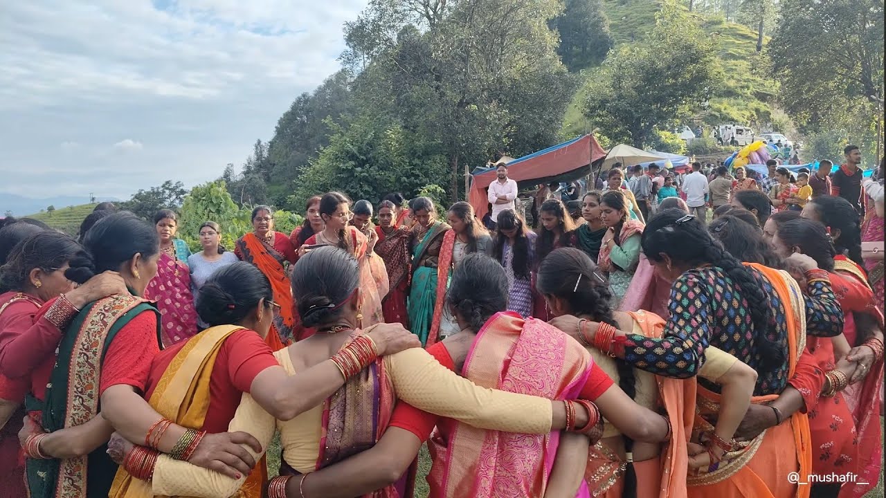 MAHILAON DWARA SAATU AATHU PARV KE PARAMPARIK KHEL//महिलाओं द्वारा सातू आठूँ पर्व के पारम्परिक खेल