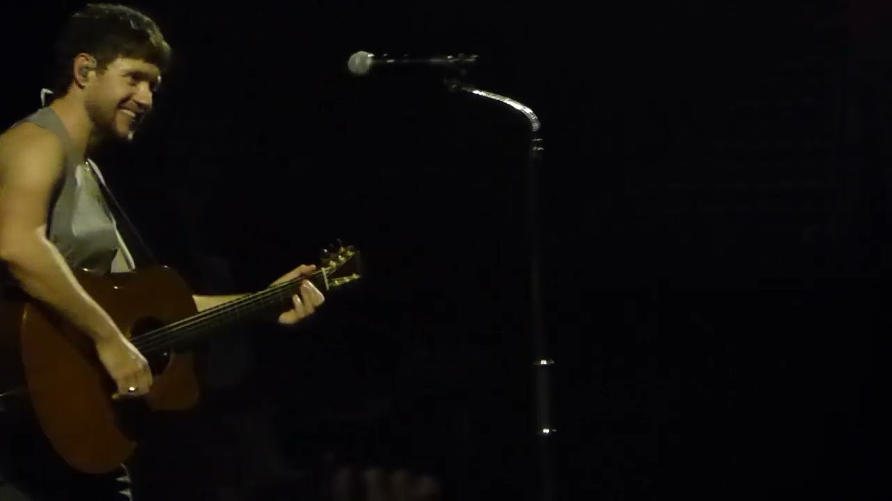 Niall Horan - Manchester - 27.8.2024 - Black And White
