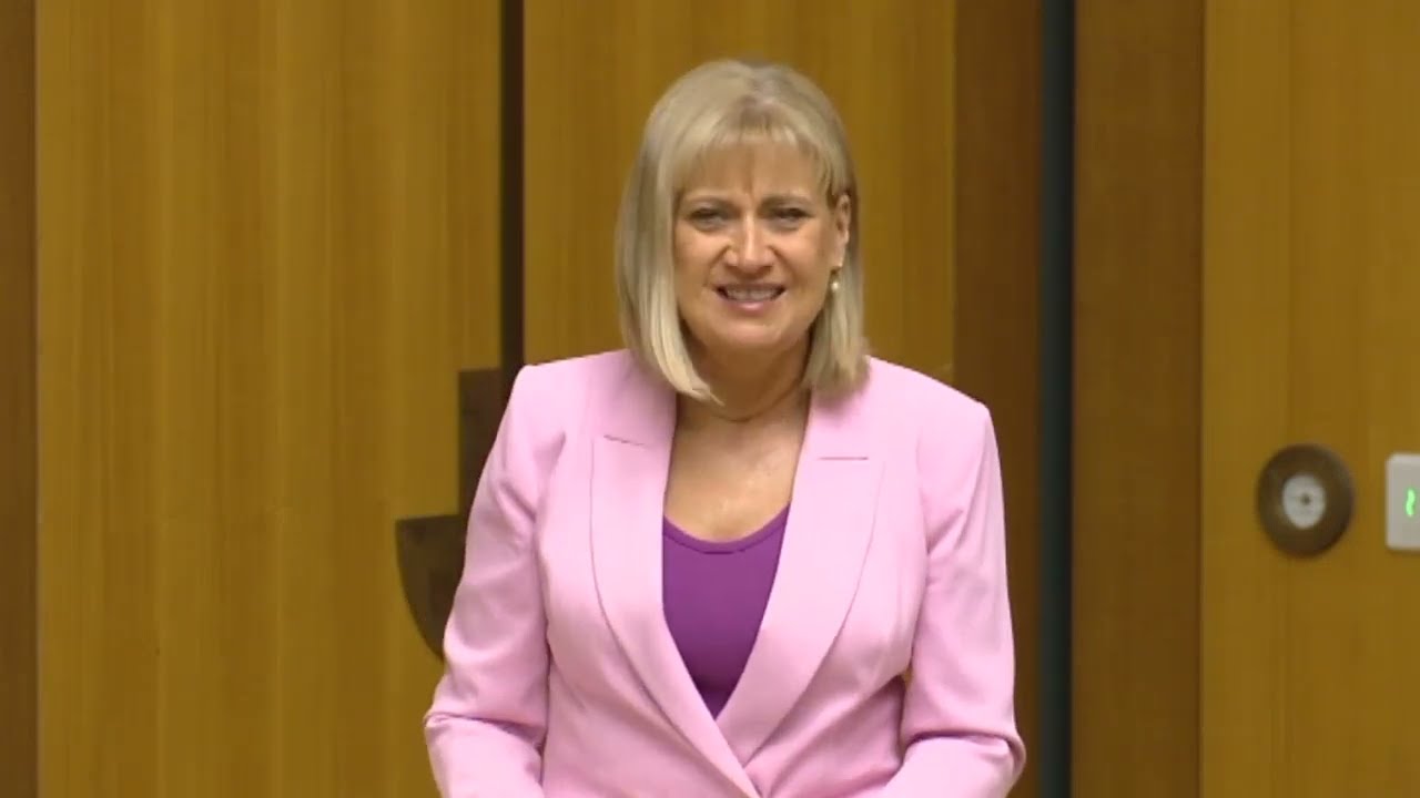 Flood Recovery II Justine Elliot MP
