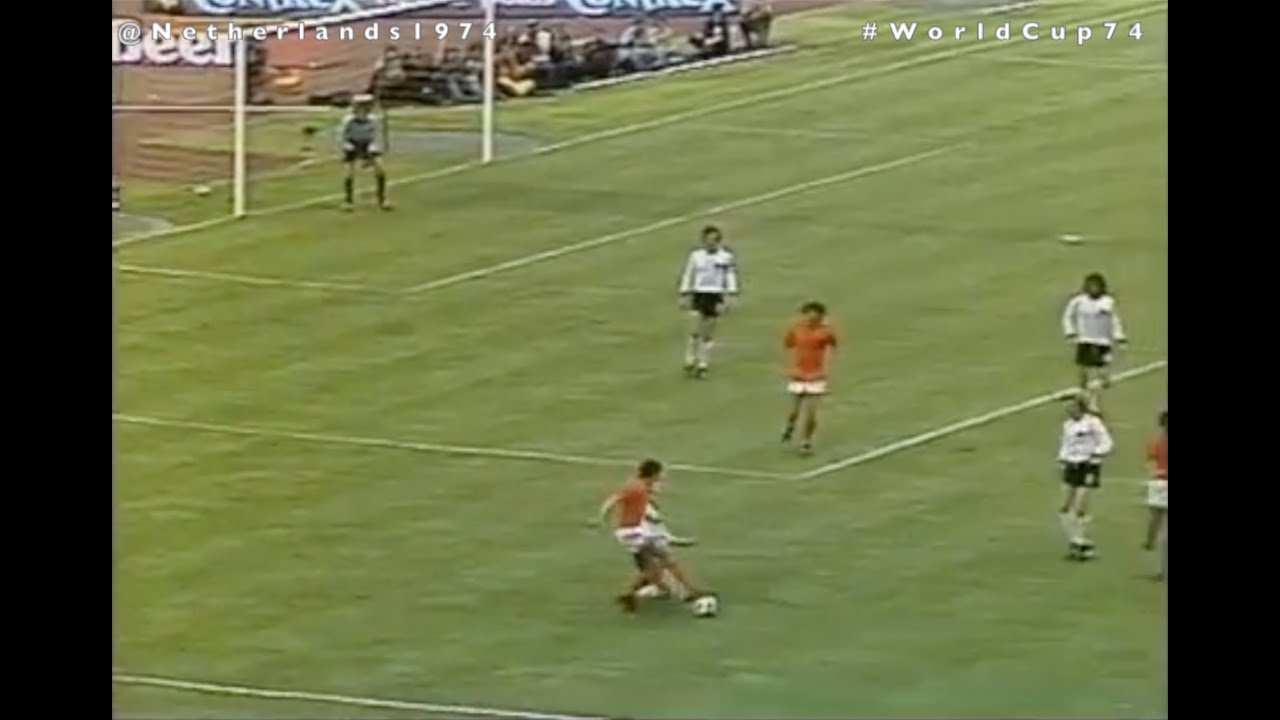 Berti Vogts vs Johan Cruyff in Final #WorldCup74