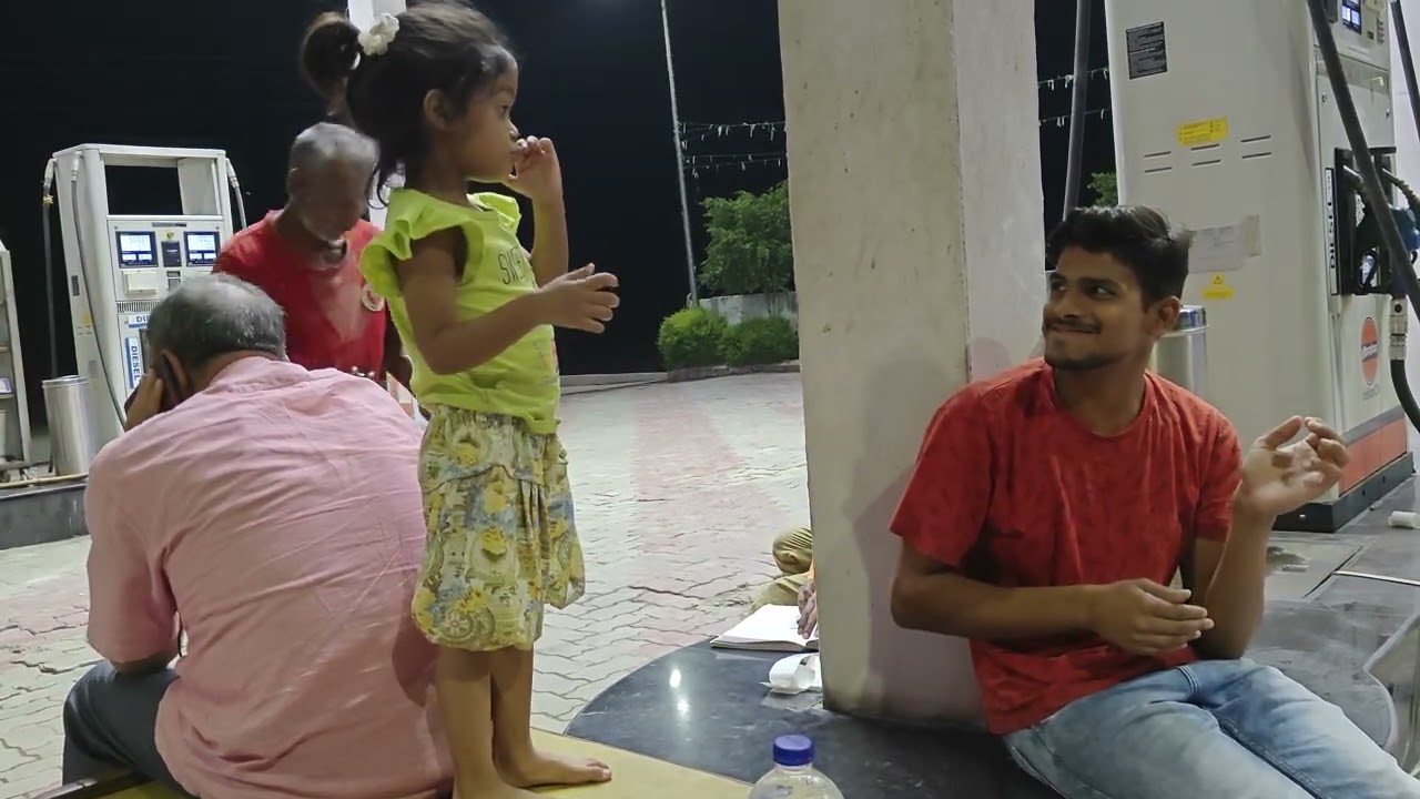 8june24 Ravya playing with Ayush