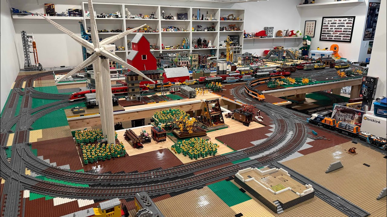 Поезда LEGO — запуск поездов одновременно на двух макетах.