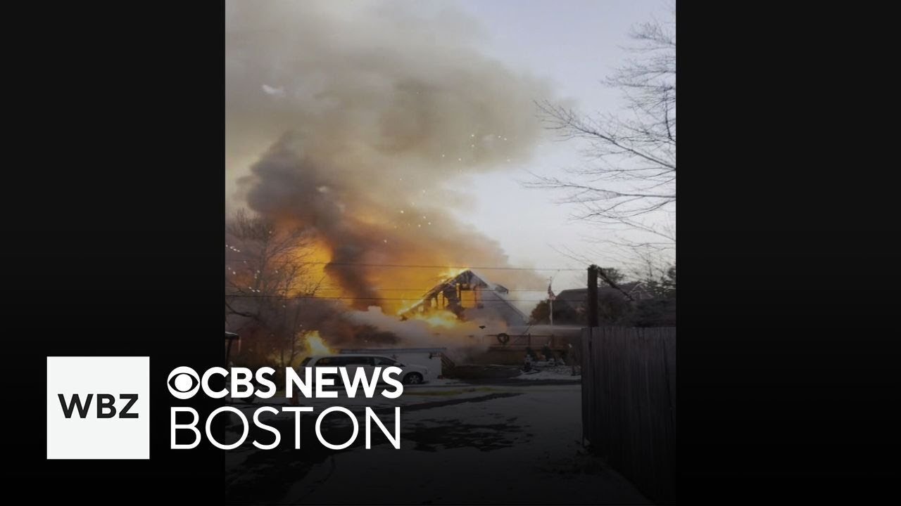 2 homes destroyed in explosive fire in Spencer