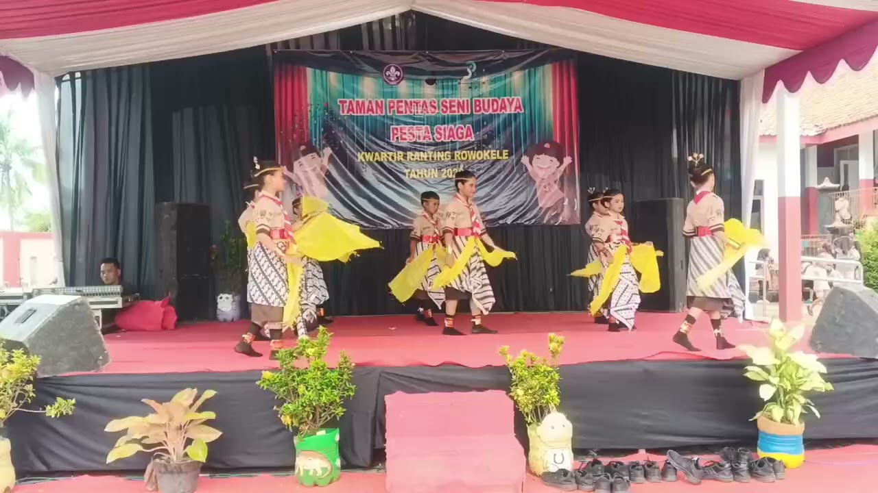 Penampilan Tari dalam rangka siaga pangkalan SDN 2 GIYANTI 2026