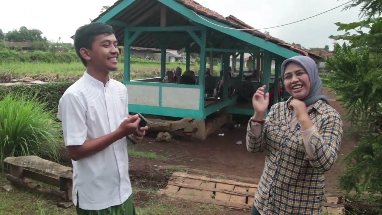 RIVIEW ANEKA KULINER KHAS SUNDA DI KAMPUNG KAWANGI