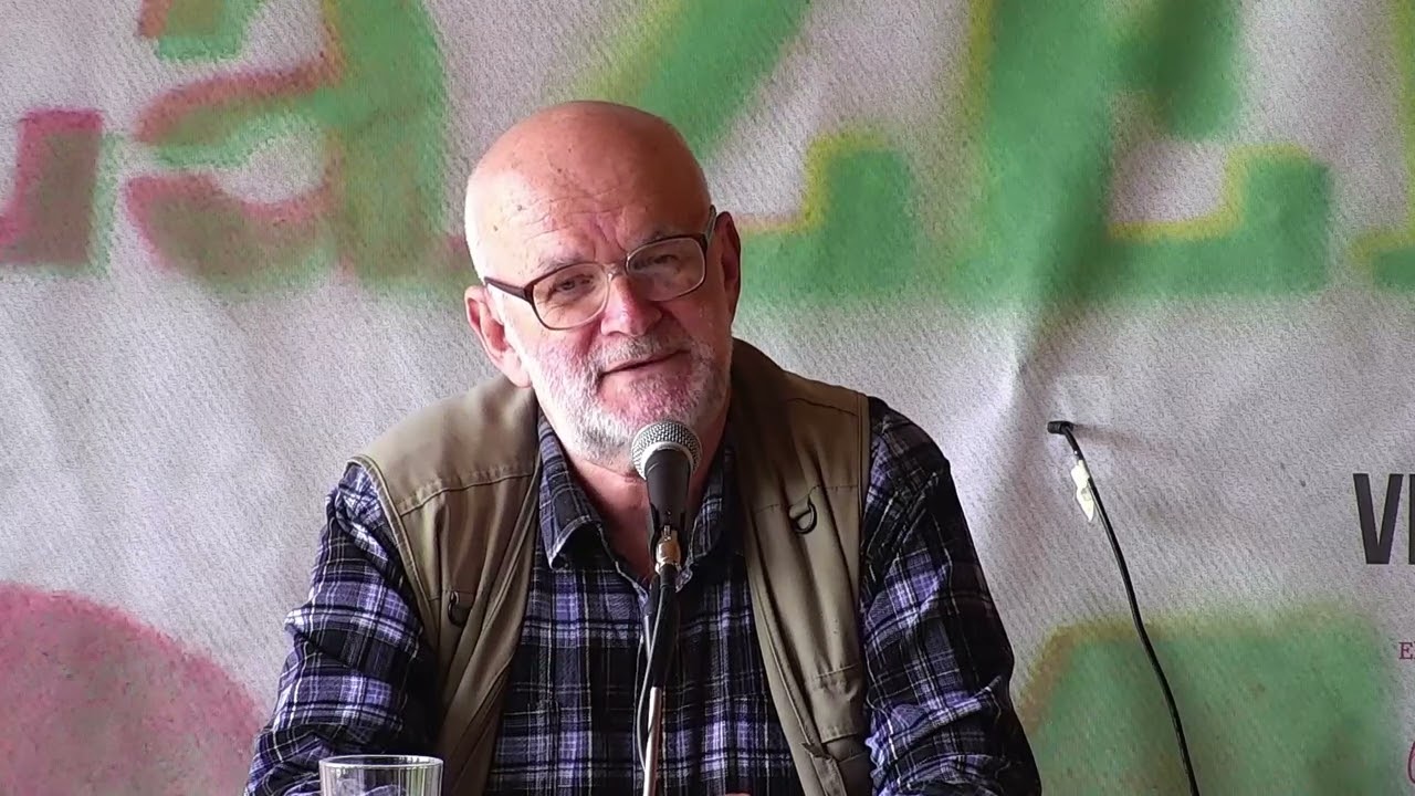 Stanislav Komárek: Čas na nový disent aneb co jest činiti bláznu ve své vsi – EDO 2024