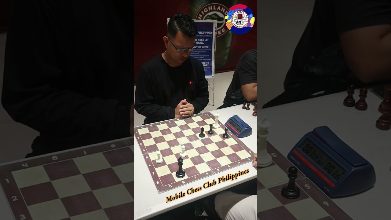 Epic Pawn Race!