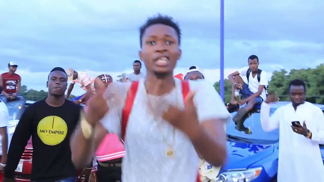 S.K.Y DE TAMALE BOY -    BLOCK ft ONE9RA (Official video)