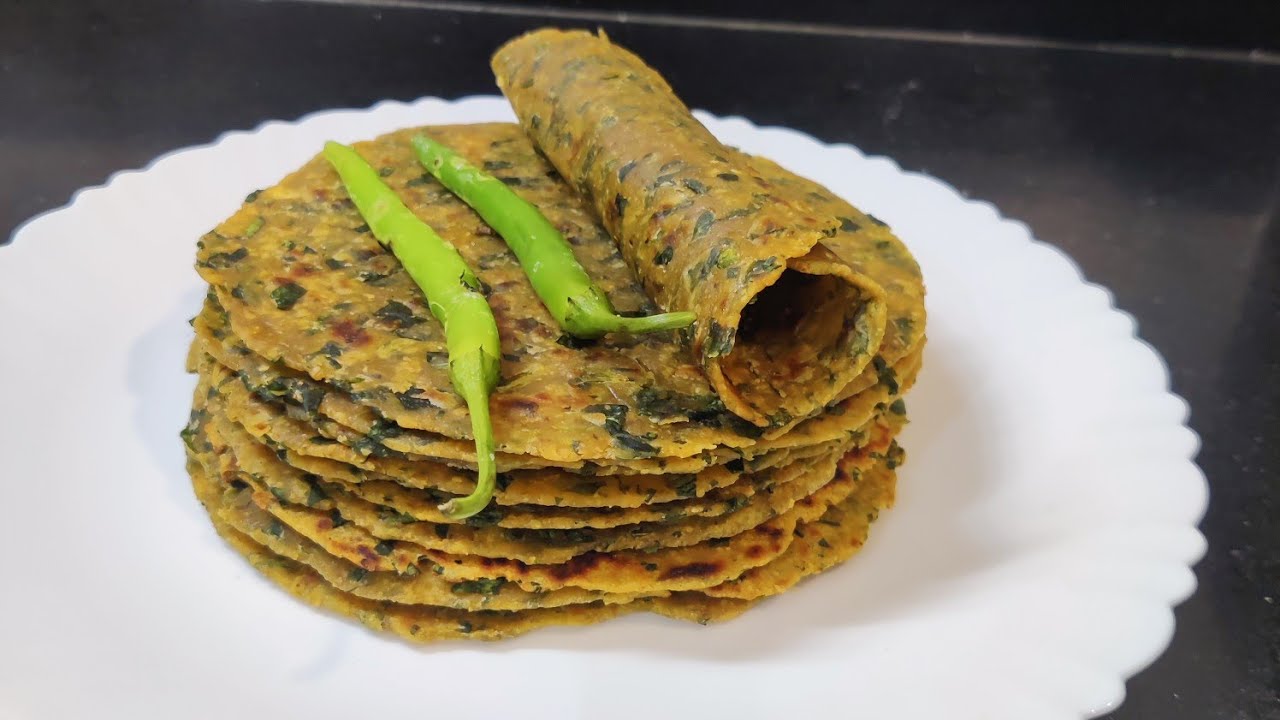 नरम और स्वादिष्ट मेथी के थेपले | Gujarati Methi Thepla Recipe | Soft Thepla at Home