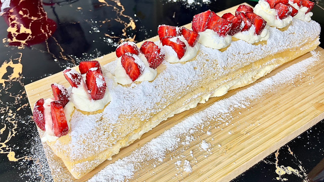 ERDBEER Rolle , SAHNECREME , fluffig und Lecker 🍓🍓