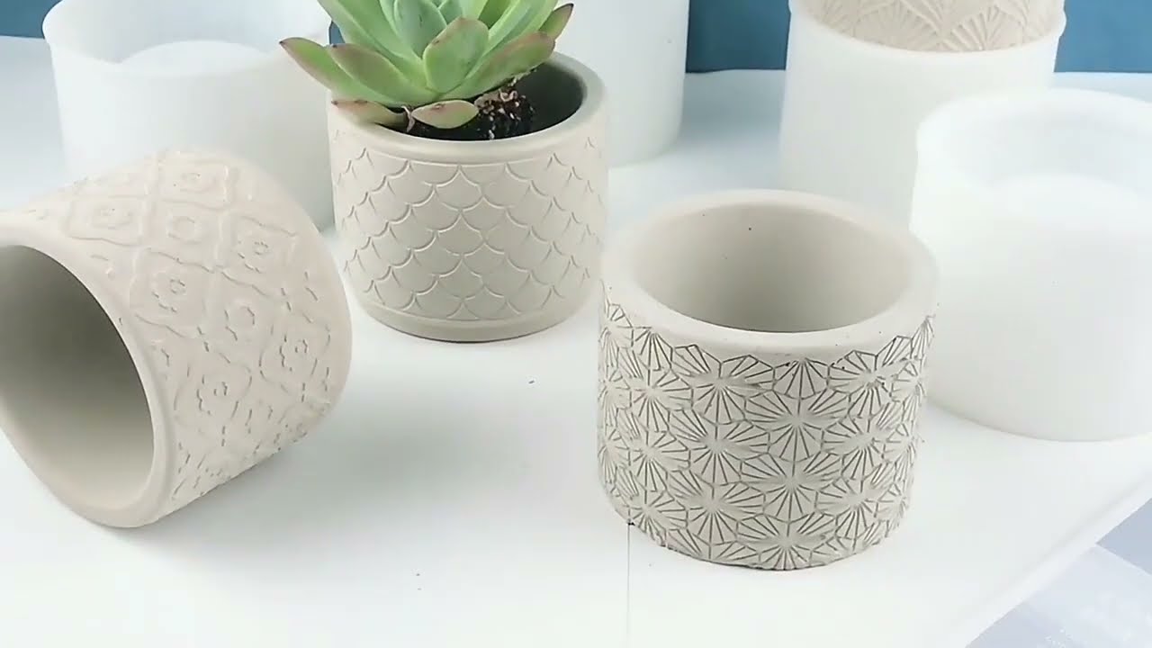 Giftboxxes&reg; | Silicone Molds for Cement Planters