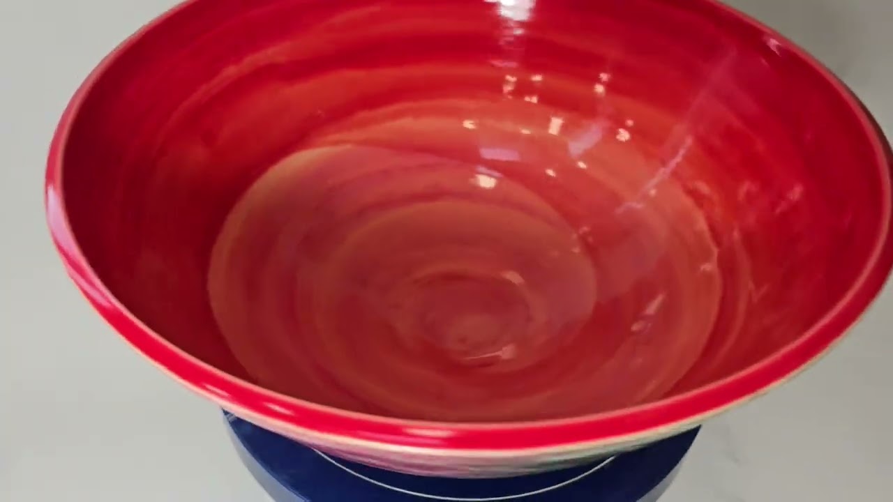 Rainbow fishnet 15" bowl