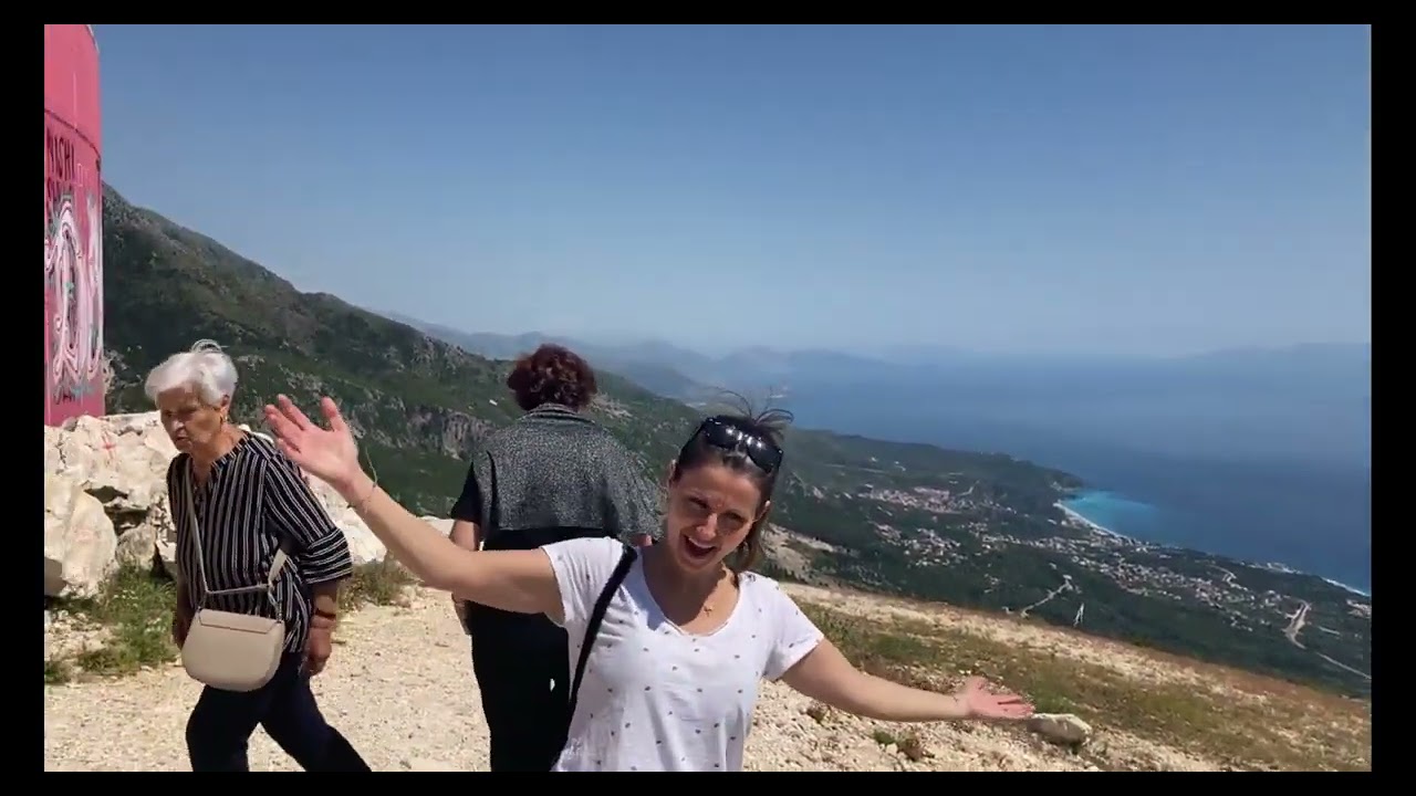 Dürres, Llogora and Piqeras, and Albanian tour by vault climbing