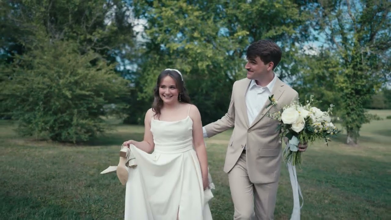 Melody + Jared - A Contemporary Classic Wedding Day at Macca Villa Wedding Venue, Murfreesboro, TN