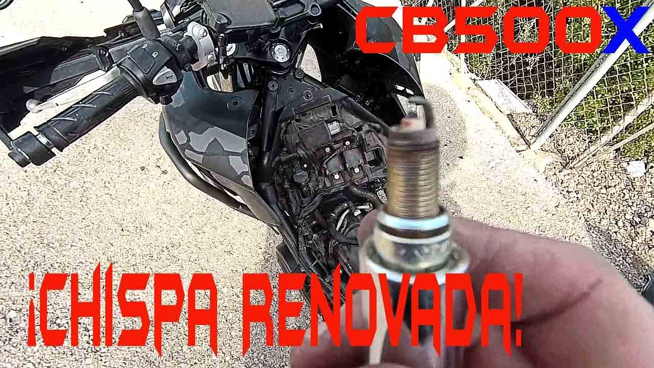 HONDA CB500X-Tutorial cambio de bujias ⚡⚡🧑‍🔧