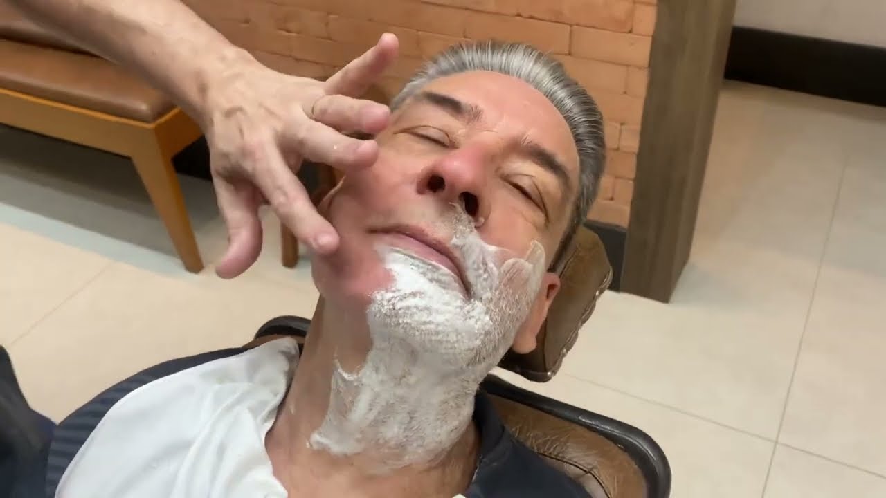 Como fazer barba raspada com Navalha e máquina shaver | aprenda a tirar barba com Navalha | tutorial