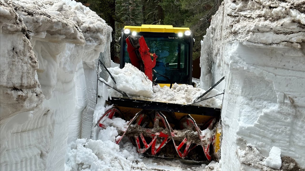 Multihog MH Blowing Deep Snow in Lake Tahoe after a Record Breaking Winter!