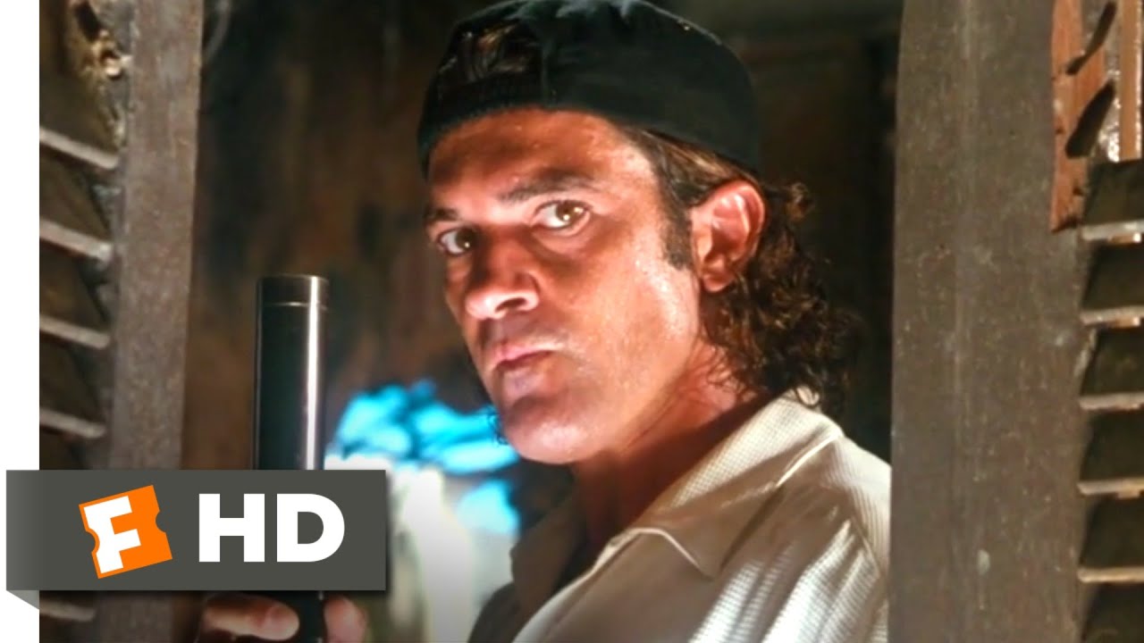 Assassins (1995) - Waiting in the Balcony Scene (6/10) | Movieclips