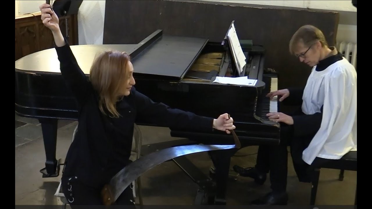 Via Dolorosa on musical saw