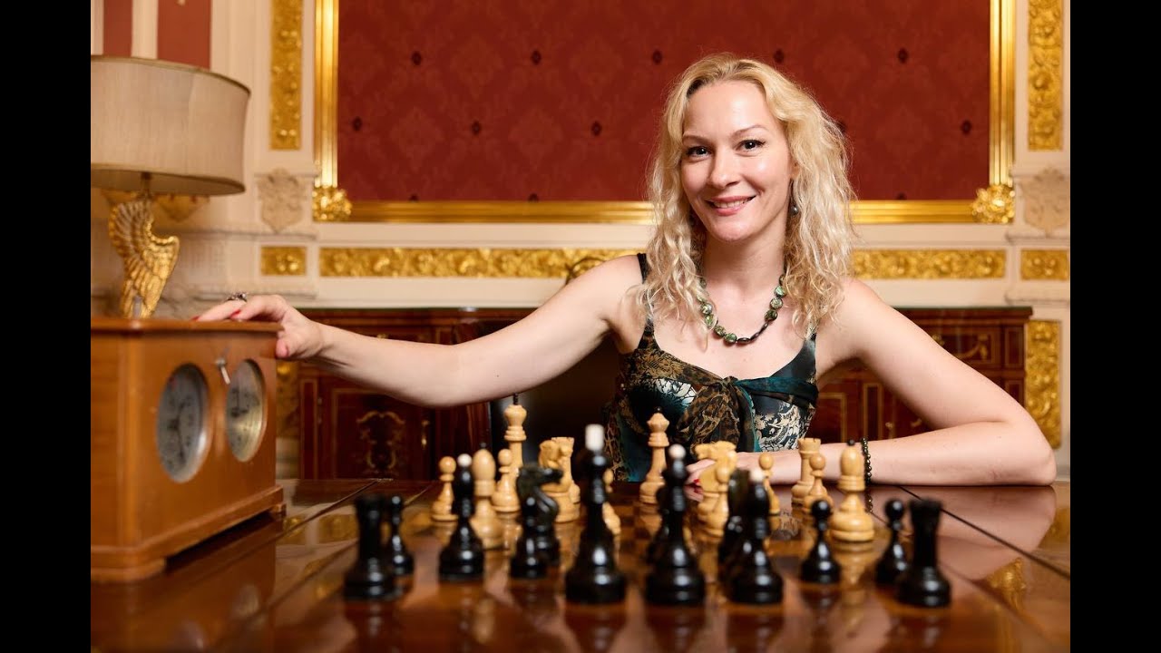 Шахматы с Марией Фоминых. Играем в блиц [RU]lichess.org