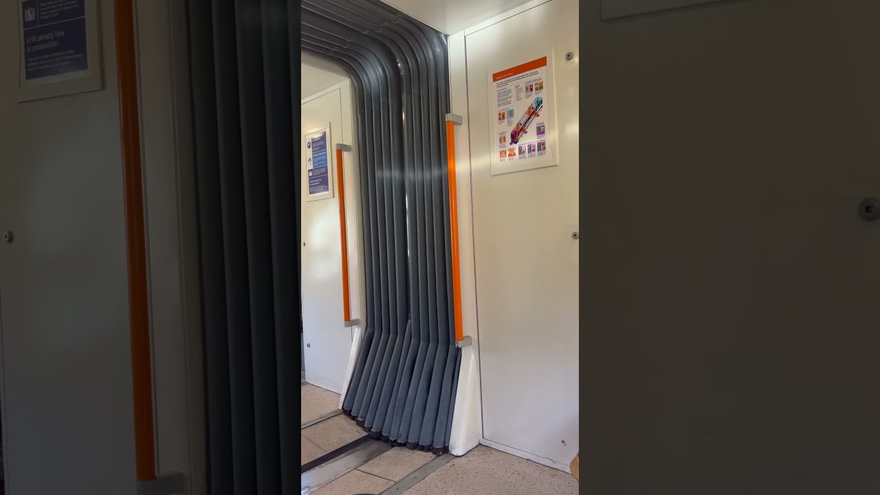 London overground Mildmay Line Class 378 - Onboard Announcement Approaching imperial Wharf