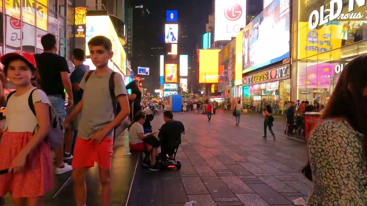 Kris Nicholson Explores Time Square Night Life 2024